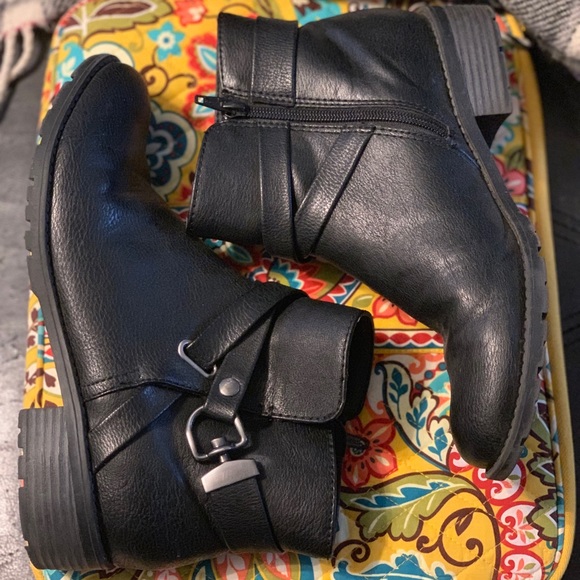 Croft&Barrow Ankle Boots - Picture 3 of 4